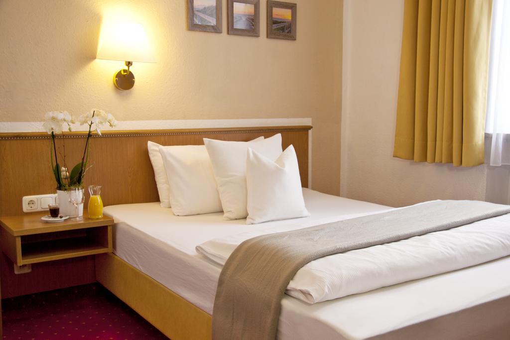 Stadthotel Erding Exterior photo